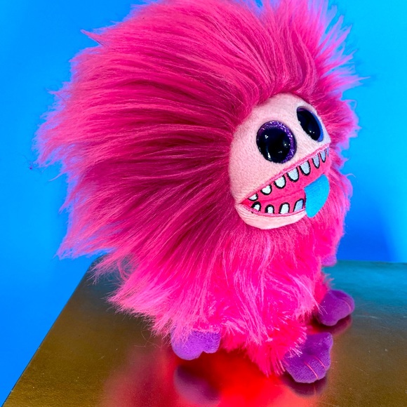 TY FRIZZYS COLLECTION 2015 NWT ZEEZEE WILD HAIR PINK MONSTER BIRTHDAY MAY 15 - Picture 3 of 9